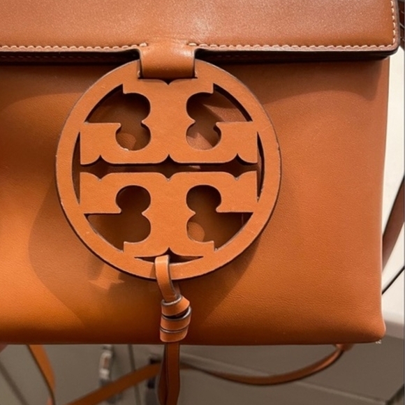 Tory Burch Handbags - Tory Burch Luggage Color Leather Crossbody Bag